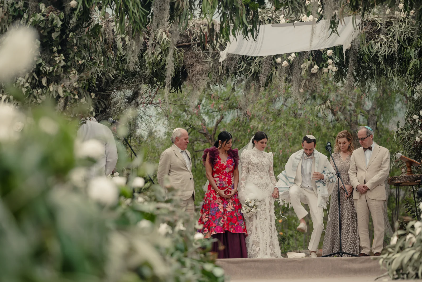 Ceremonia bajo los árboles